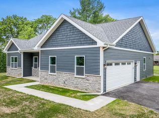 11950 Southgate Rd, Roscoe, IL 61073