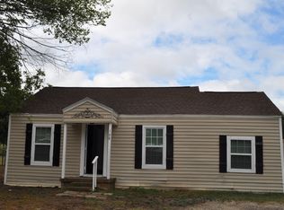 108 Hilltop Dr, Waxahachie, TX 75165