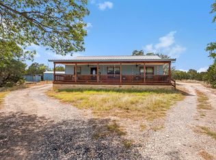 194 Deer Park Ln, Center Point, TX 78010