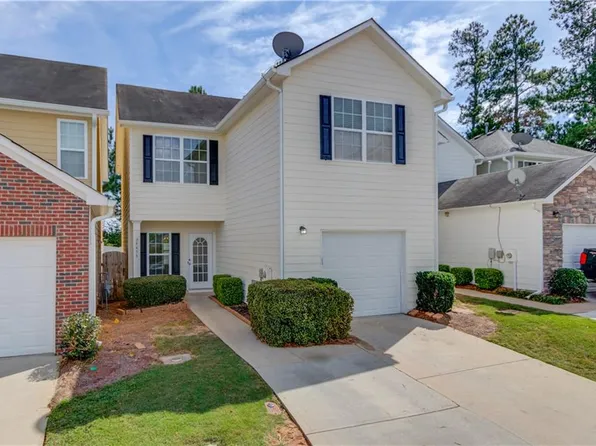 4453 Plum Frost Ct, Oakwood, GA 30566