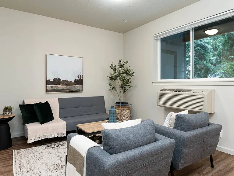 Quatama Woods | Living Room