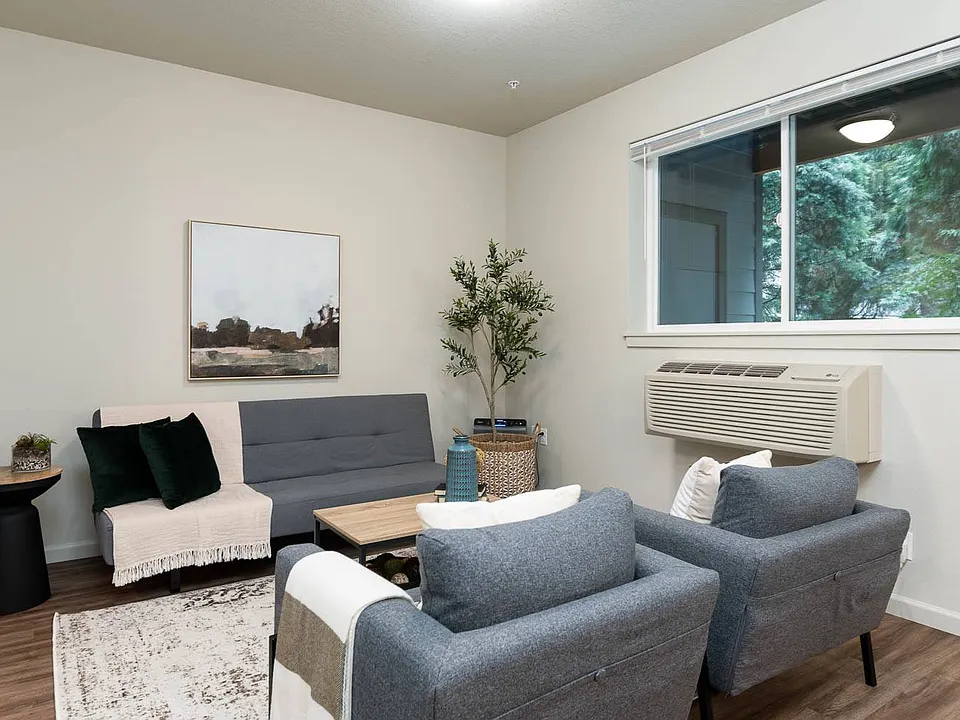 Quatama Woods | Living Room