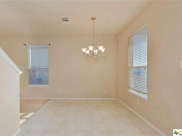 2103 Ryan Dr — Photo 7