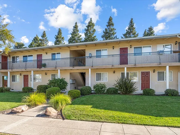 730 San Juan Dr — Photo 12
