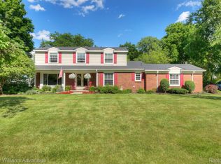 46733 Danbridge St, Plymouth, MI 48170