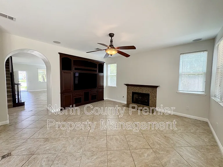6071 Paseo Pradera — Photo 18