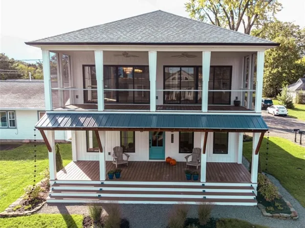 3939 Edgewater Blvd, Vermilion, OH 44089
