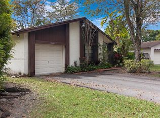 13606 SW 117th Ln, Miami, FL 33186