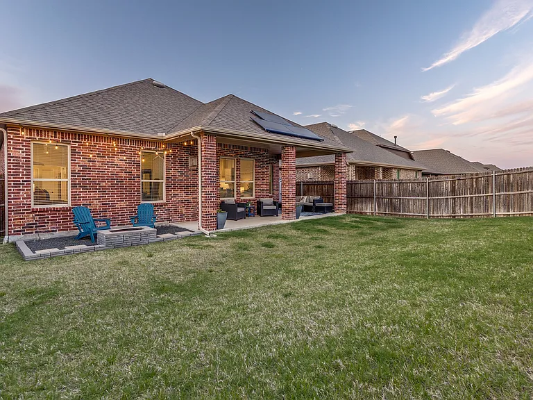 3129 Maverick Dr — Photo 29