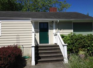 8221 41st Ave NE, Seattle, WA 98115