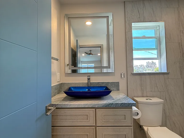 801 Vale View Dr #B — Photo 10