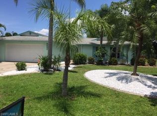 4113 SE 1st Ct, Cape Coral, FL 33904