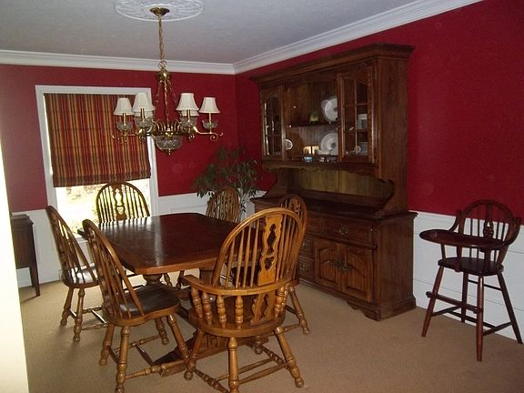 4th image of 2758 Kingsbury Dr