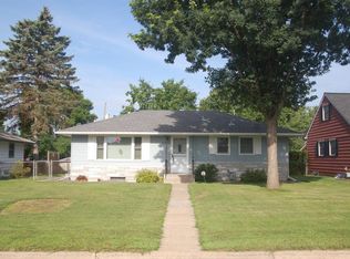 454 10th Ave NW, New Brighton, MN 55112