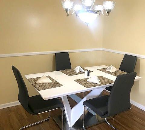 4th image of 120 South Blvd APT 2D