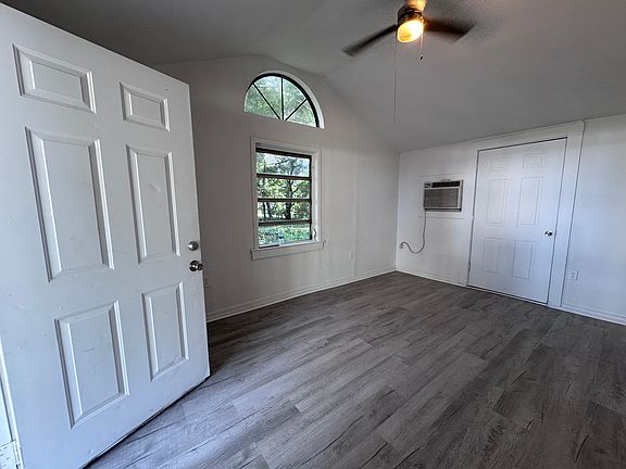 4th image of 58 Mileham Dr #58