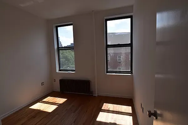 Rented by CNC-Assets | media 8