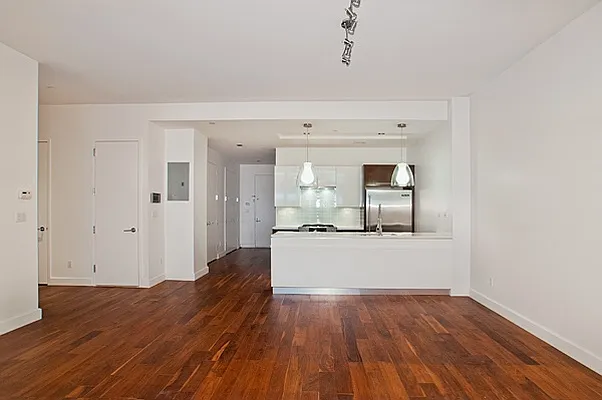 Sold by Nest Seekers International | media 2