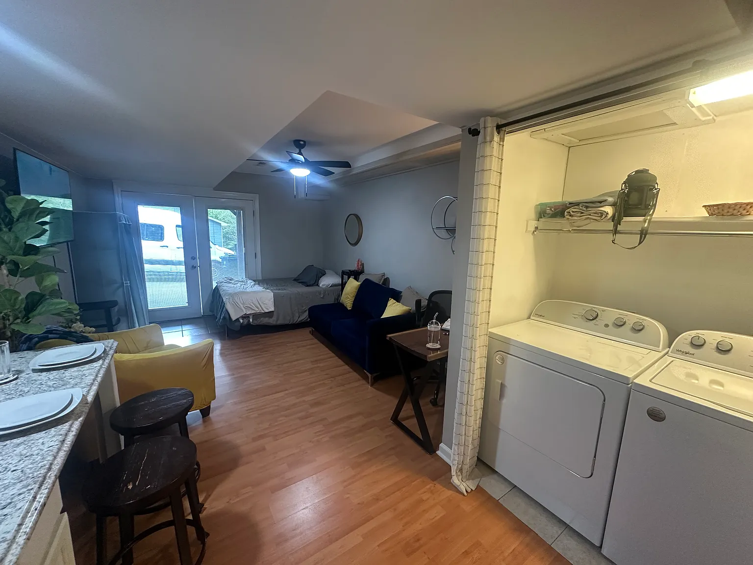 Studio, 364 sqft, $1,100 — Photo 4