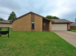 115 Black Forest Dr, Weatherford, TX 76086