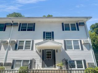 9 Prew Ave APT 4A, Holyoke, MA 01040