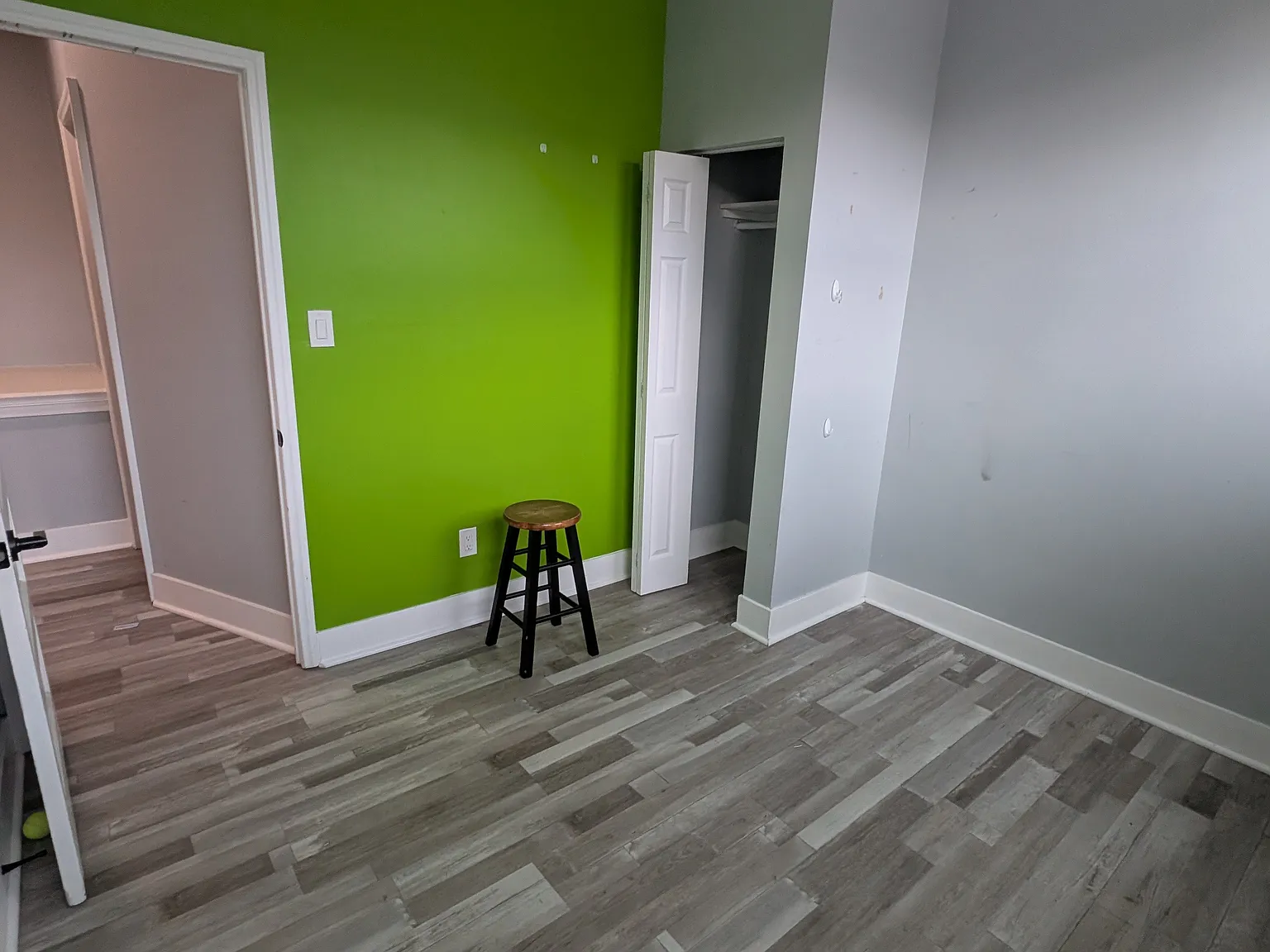 3 bed, 950 sqft, $1,700 — Photo 3