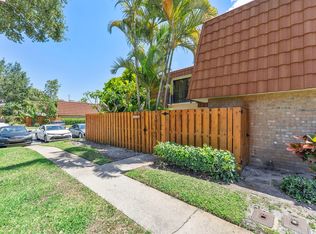 3308 Spanish Wells Dr #46-D, Delray Beach, FL 33445