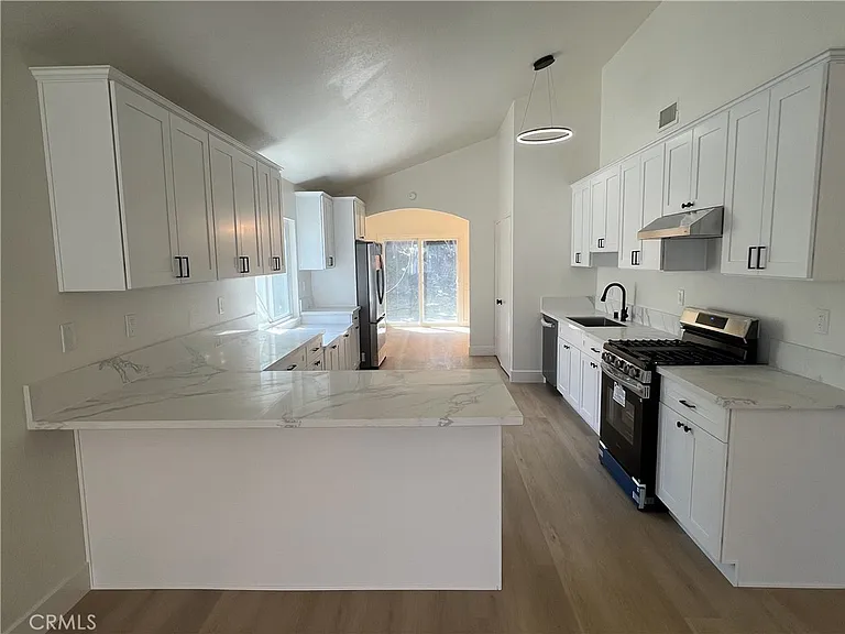 21475 Aguilar — Photo 4