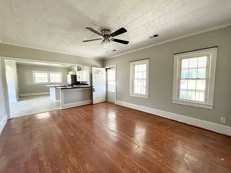 784 Sandy Hook Rd — Photo 8