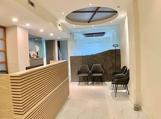 30 Central Park S RM 7A, New York, NY 10019