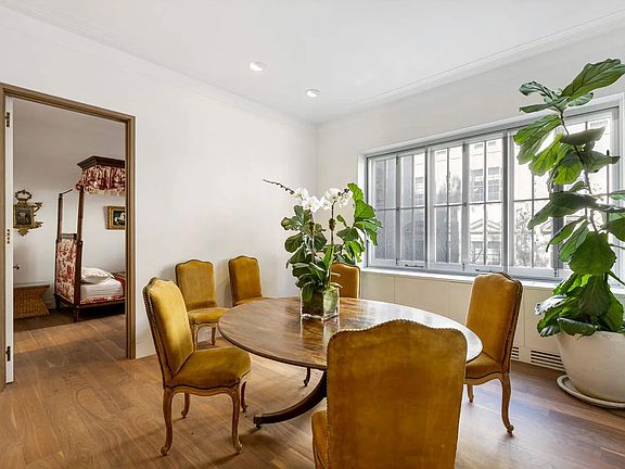 4th image of 16 E 84th St