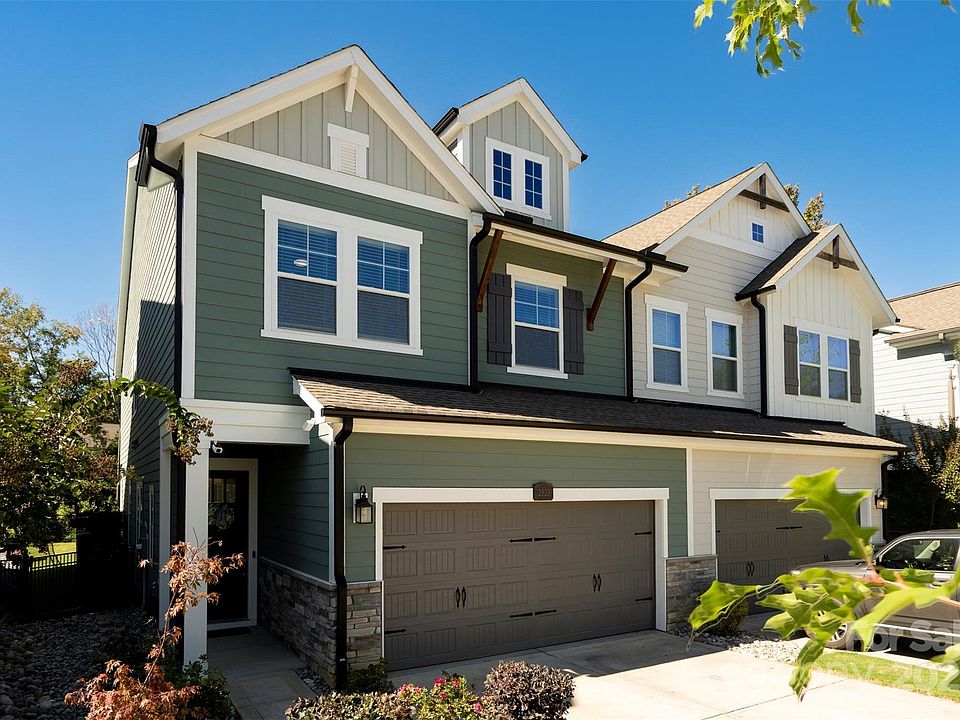 1st image of 2523 Lola Ave