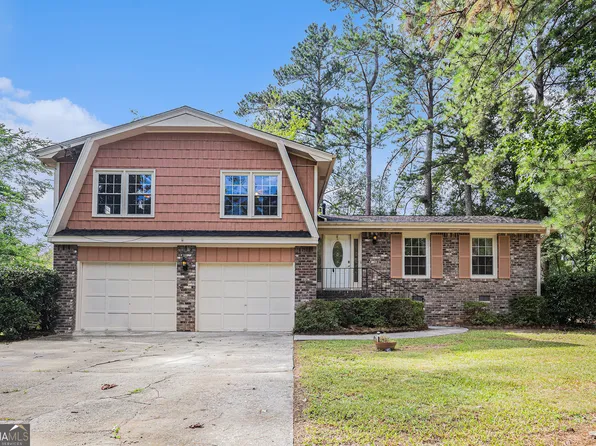 5423 Janice Ln, Stone Mountain, GA 30087
