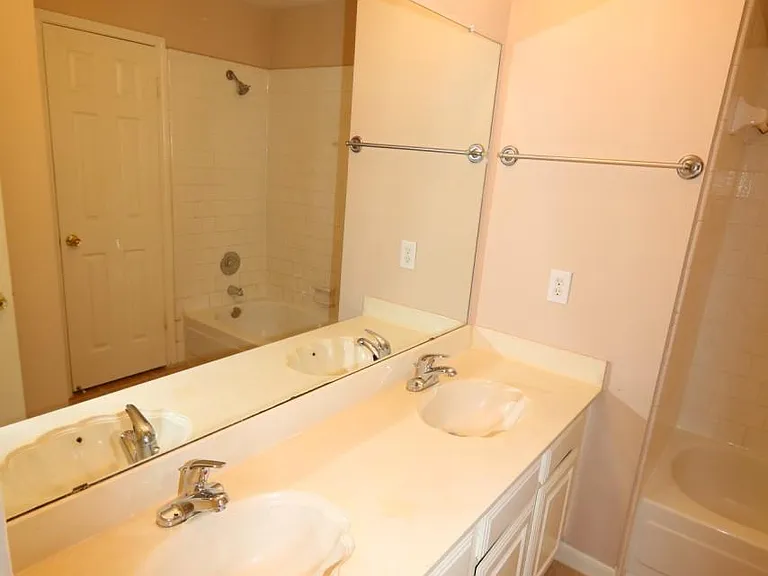 12510 Sableleaf Dr — Photo 16