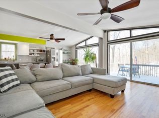 14 Foulton Ter, Sussex, NJ 07461