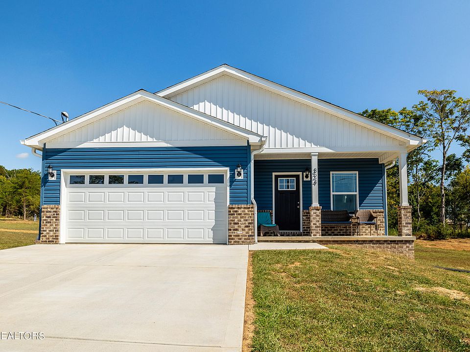 1st image of 324 Garden Ln