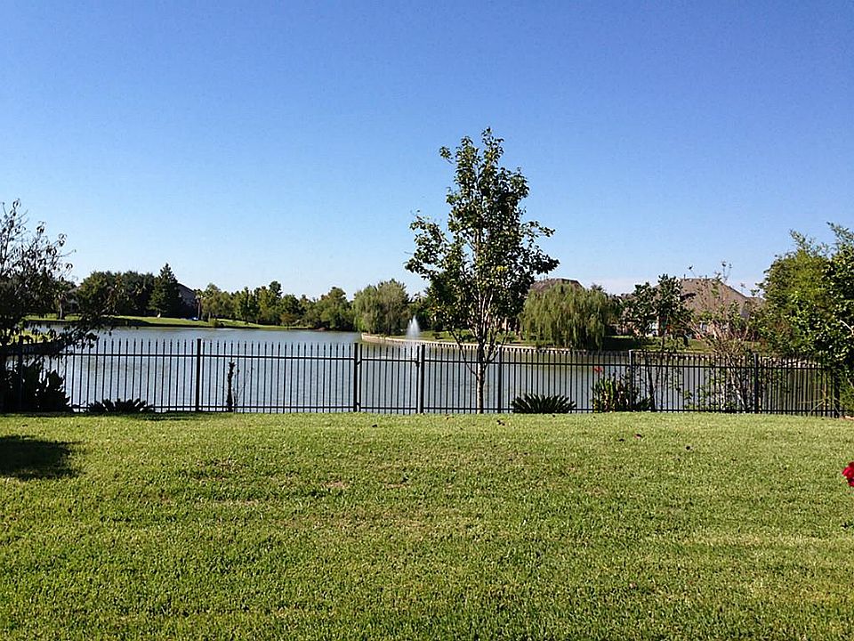1st image of 3618 Shoreview Ln