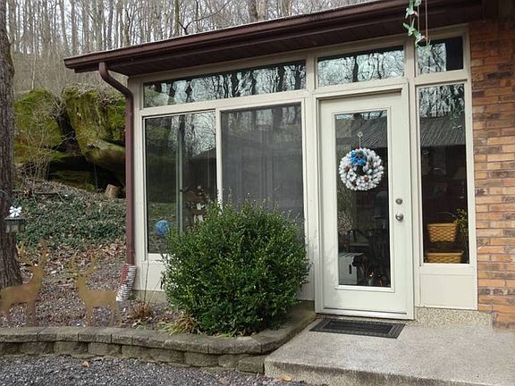 3rd image of 25283 Capers Rd