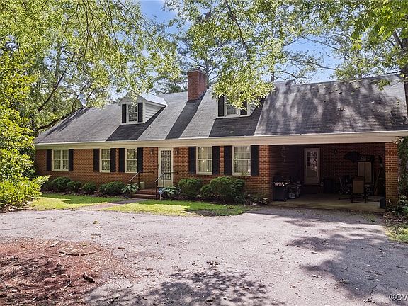2nd image of 239 Spencers Creek Ln