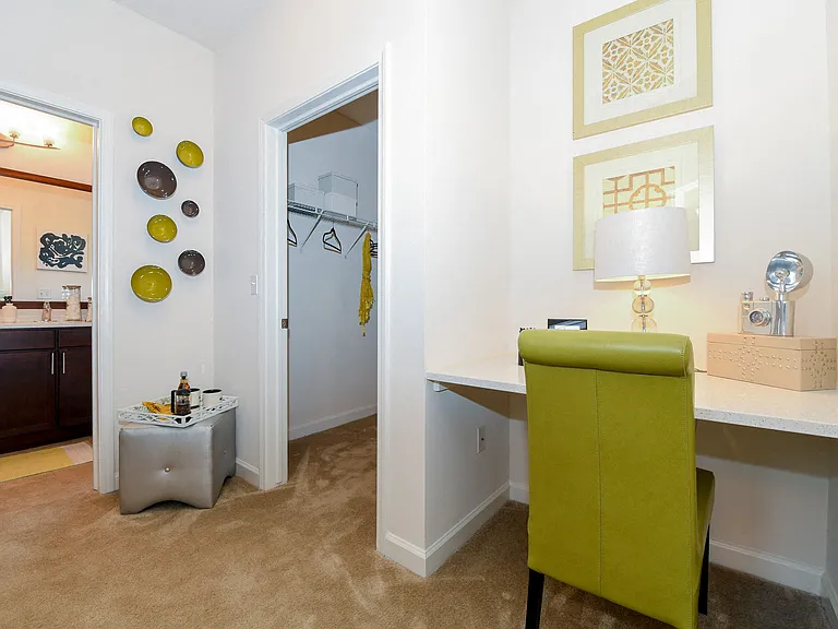 Reserve at Wauwatosa — Photo 17