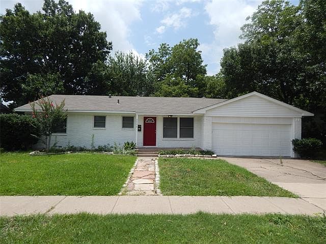 1st image of 1206 Alamo Ln