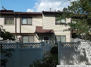 170 Pierce St, Staten Island, NY 10304