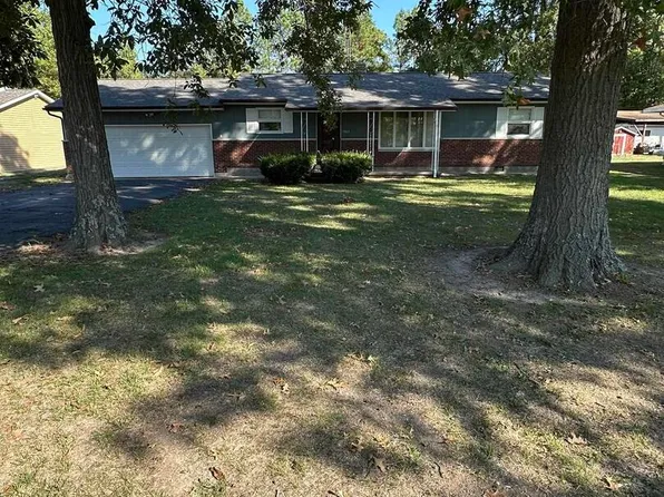 7863 Idyle Wild Rd, Du Quoin, IL 62832