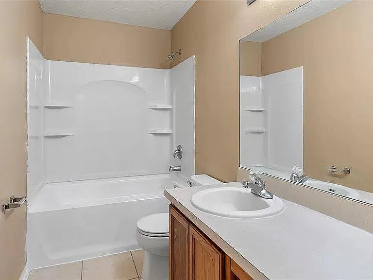 12136 Fern Haven Ave — Photo 42