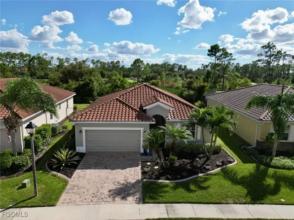 2536 Laurentina Ln, Cape Coral, FL 33909