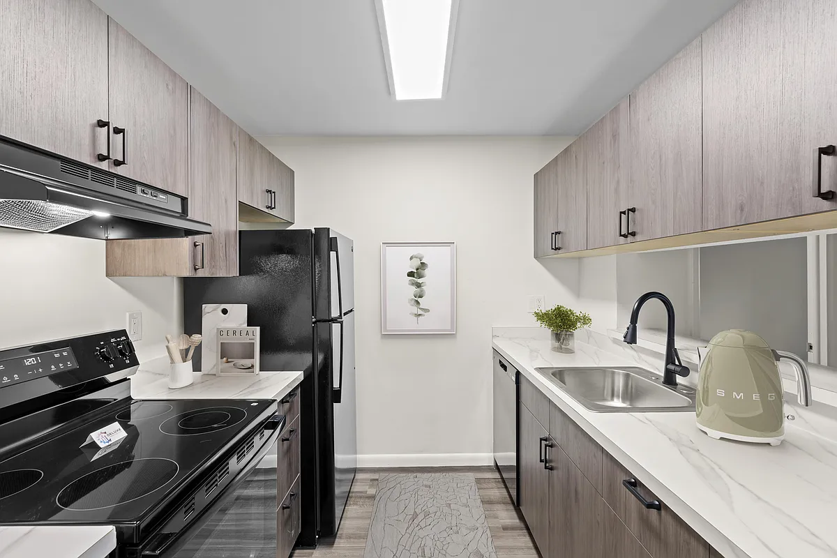 Building Photo - Foxrun Apartments