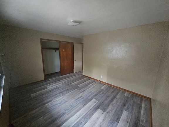 4th image of 3032 W Malone St