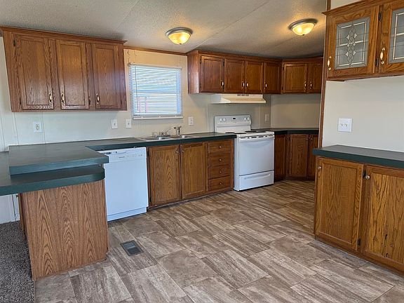 4th image of 3320 S 4th St #147