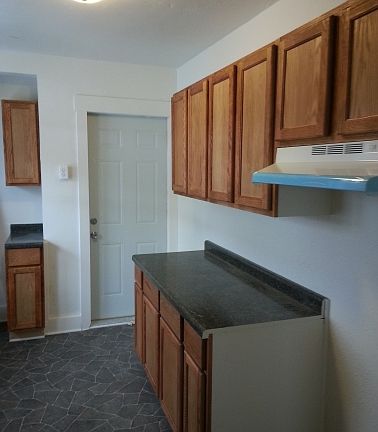 2nd image of 1510 School St #2