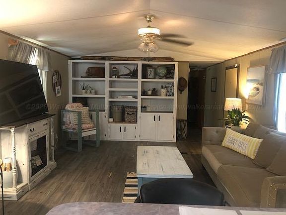 4th image of 1052 County Road 3782